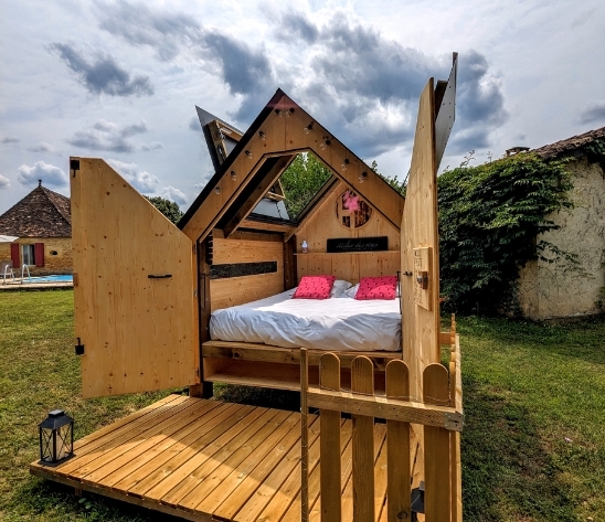 LA HUTTE AUX ETOILES