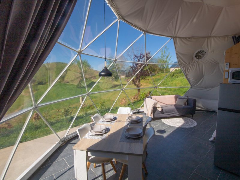 Glamping D�me en Montagne Bourbonnaise
