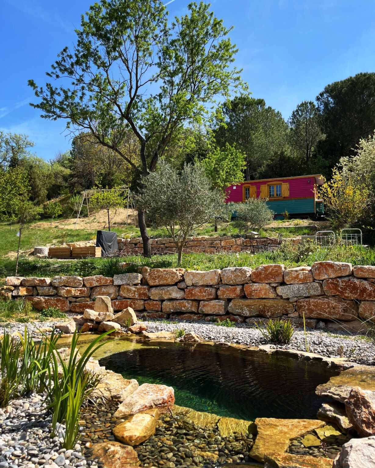 La roulotte au charme boh�me en Provence