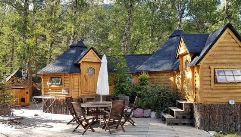Destination Finlande, kota finlandais avec bain nordique privatif