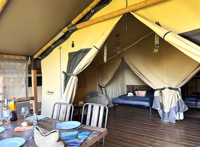 Tente Kenya avec vue sur le lac d�Esparron
