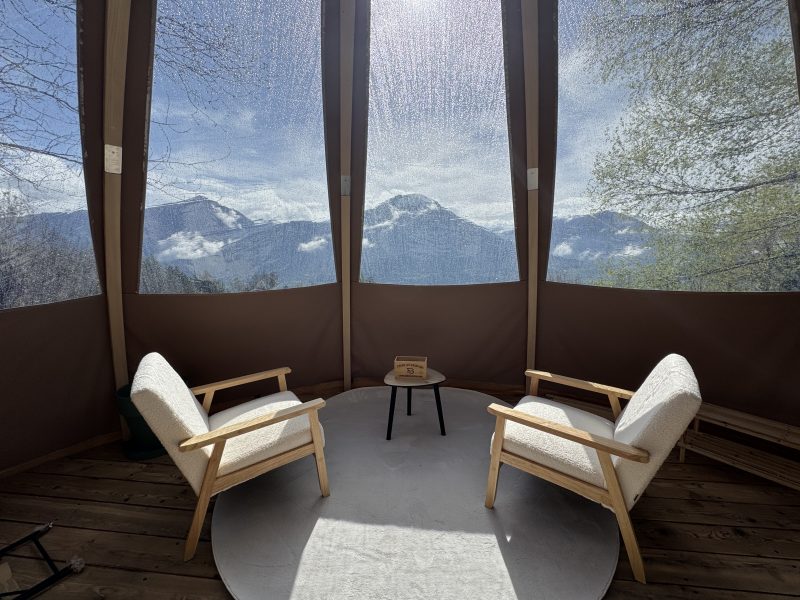 Wigwam bulle avec spa privatif