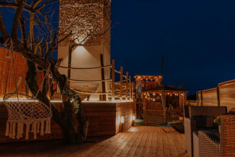 Vignabulle - Nuit � la belle �toile, bulle avec spa privatif