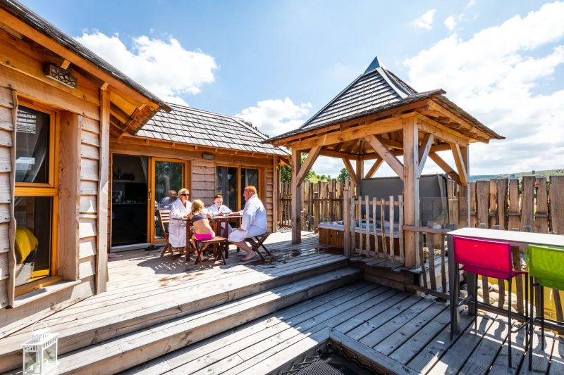 Cabane La Gazelle avec spa privatif