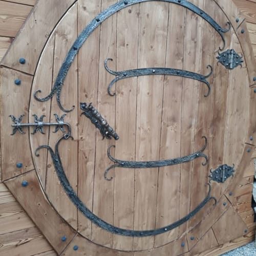 La Tani�re, maison de Hobbit semi-enterr�e en Savoie