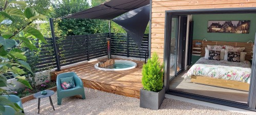 Le Jardin des �cureuils, appartement insolite avec spa privatif