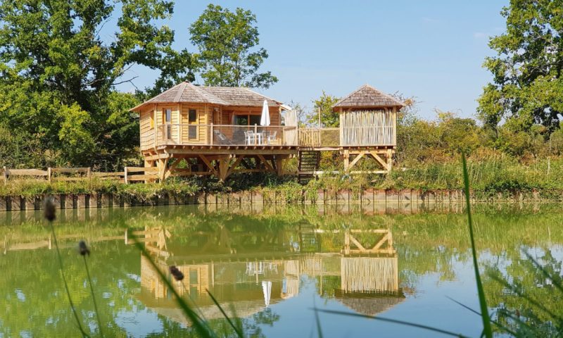 La Cabane Rivage, cabane perch�e avec jacuzzi privatif