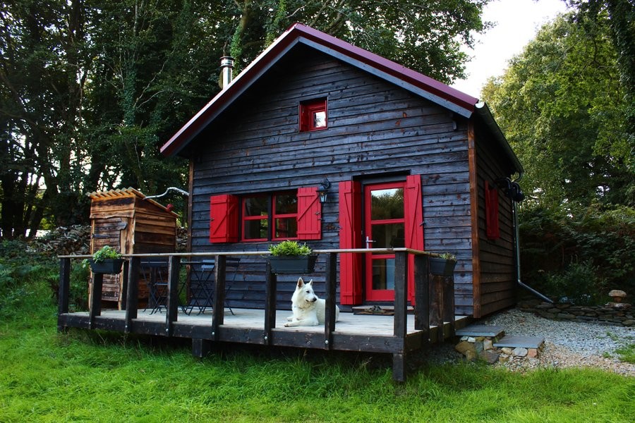 Chalet cosy en lisi�re de for�t � Cabane �cologique