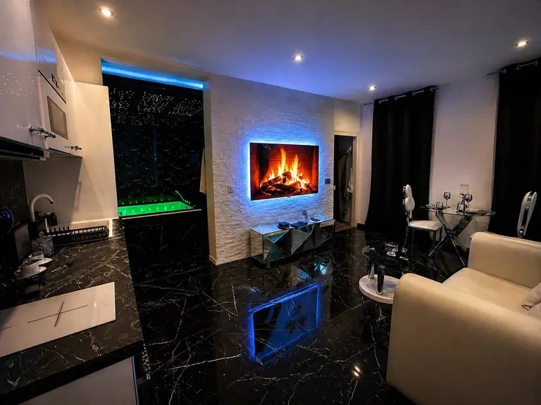 La Duchesse 1976, suite avec jacuzzi privatif