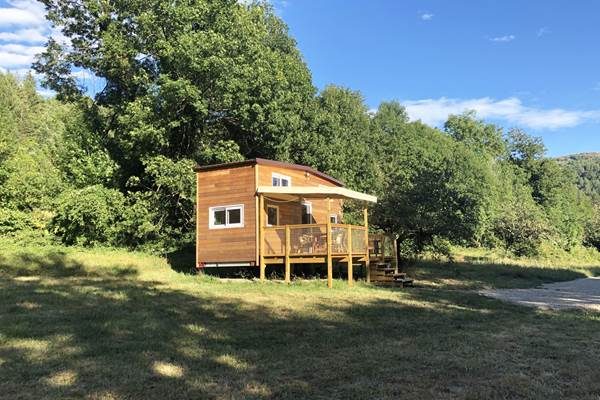 Tiny House �cureuil en bois dans les C�vennes
